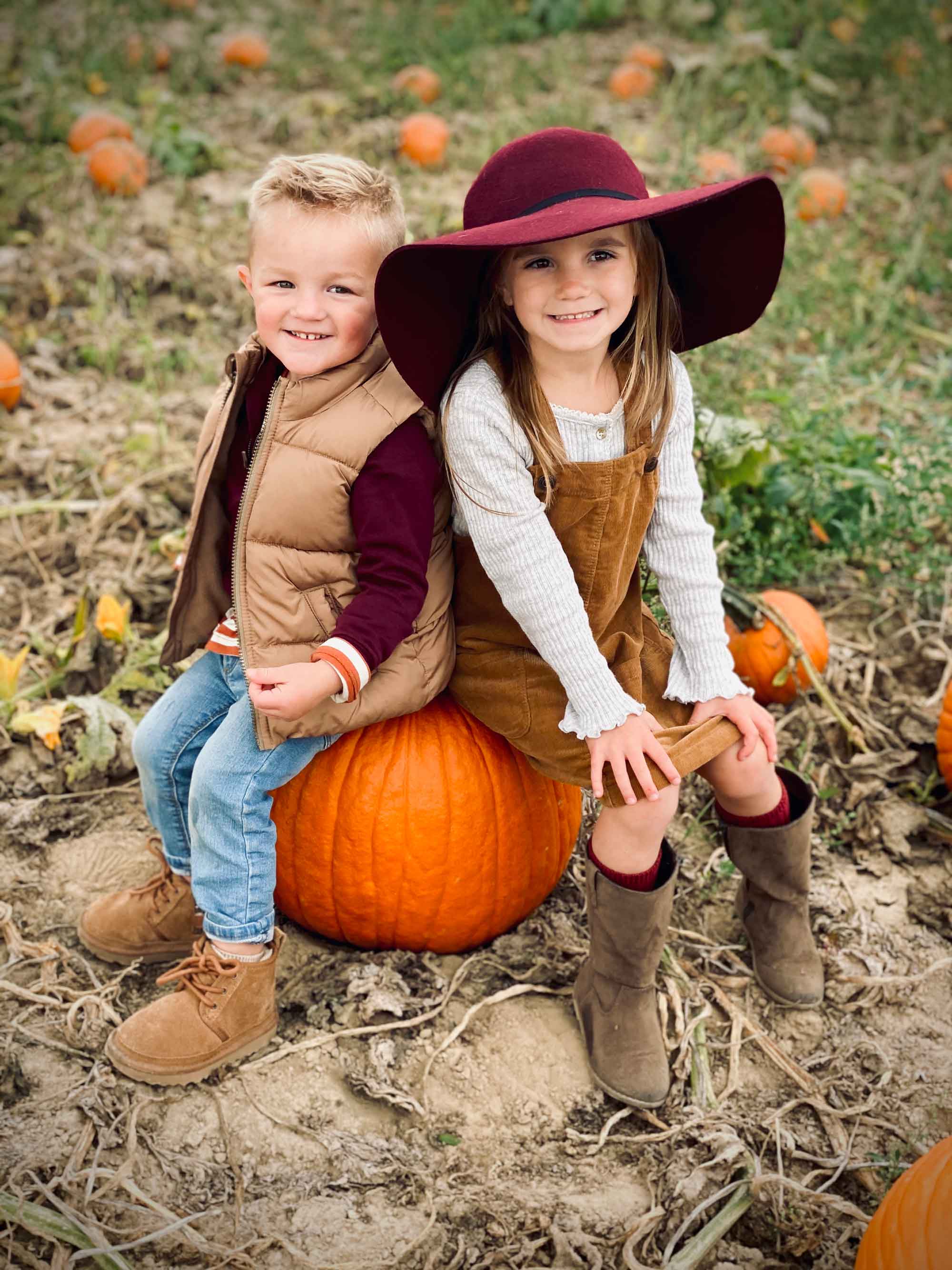 Kids-with-pumpkins.jpg