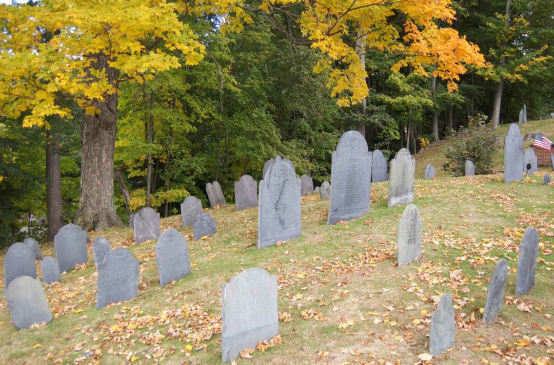 Old-Hill-Burying-Ground-istock.jpg