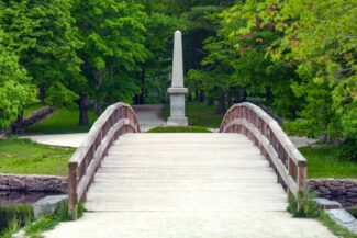 1836-monument.jpg