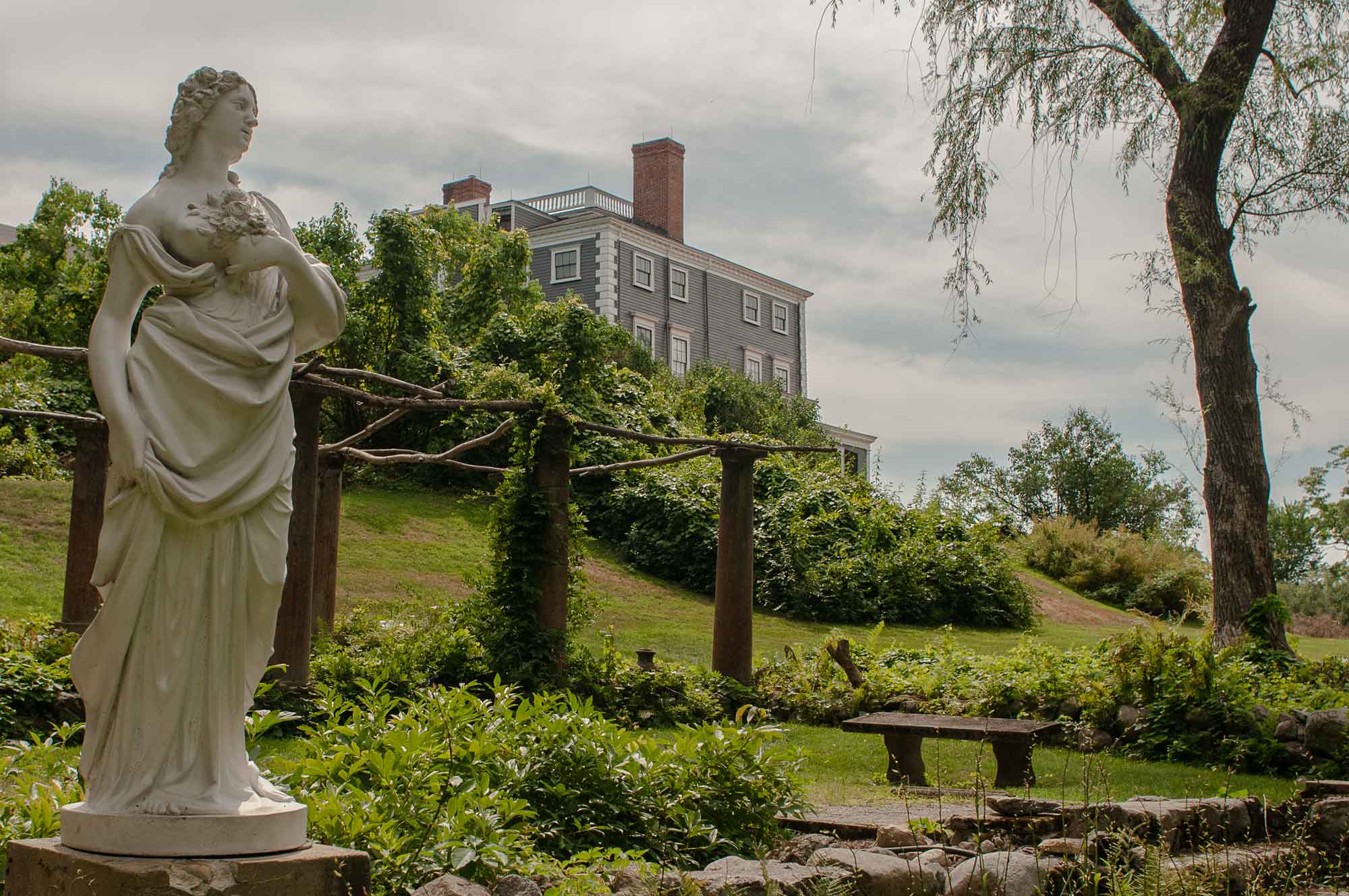 Brister freeman   codman estate  grotto 1286