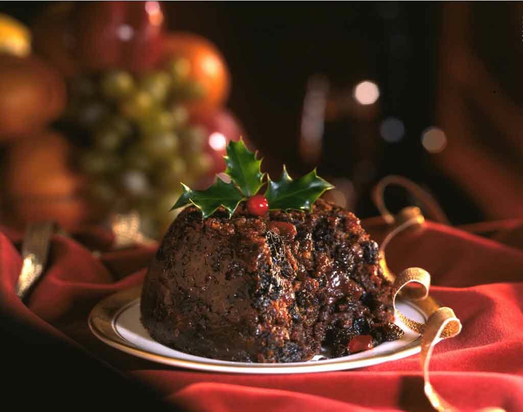 christmas-pudding-picture-id140399672-nickyp2.jpg